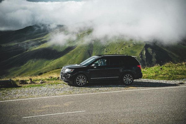 Desafios de pilotar uma moto na cidade: dicas para vencê-los com segurança e habilidade